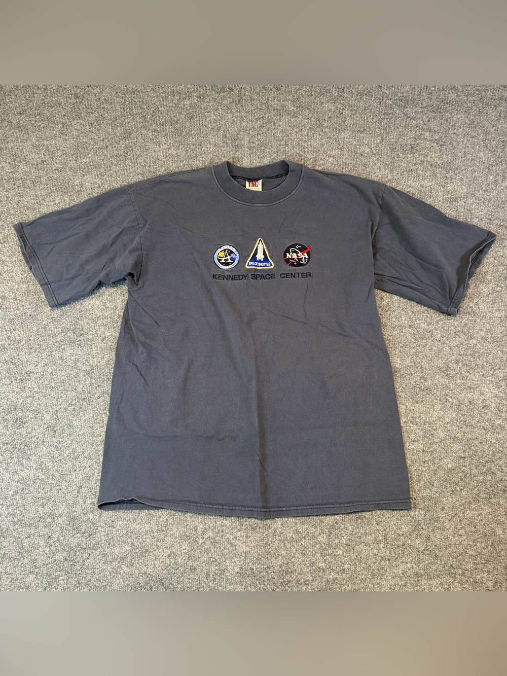 Vintage NASA Kennedy Space Center Embroidered T Shirt XL USA